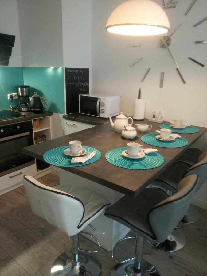Przytulny Apartament Blisko Motlawy I Neptuna Danzica Esterno foto